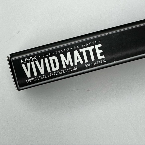 Eye Drama Bundle with NYX, rabanne, Tart and L’Oréal - Picture 5 of 9